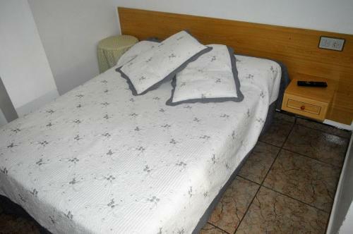 Hotel Hostal El Kanguro Luesia