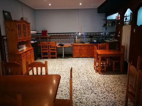 Hotel Hostal El Kanguro Luesia