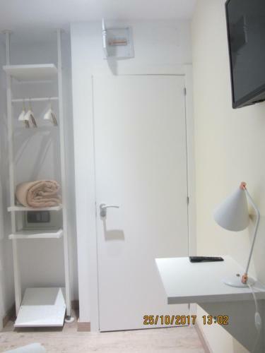 Hostal Le Petit Pal�-fuencarral