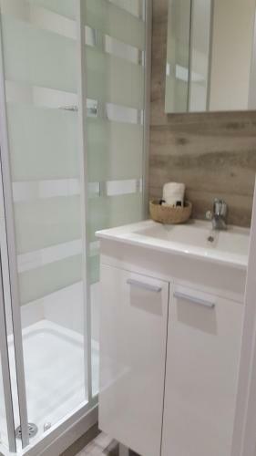 Hostal Le Petit Pal�-fuencarral