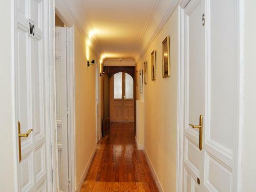 Hostal Grand Via House