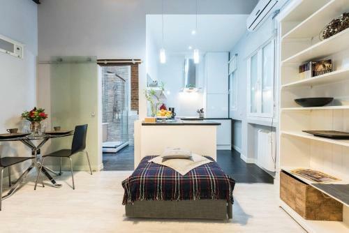 Moderno Apartamento En Lavapi�s