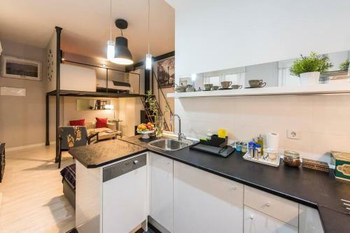 Moderno Apartamento En Lavapi�s