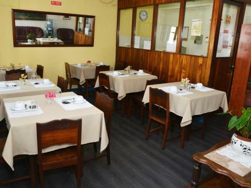 Hostal Pensao Astoria
