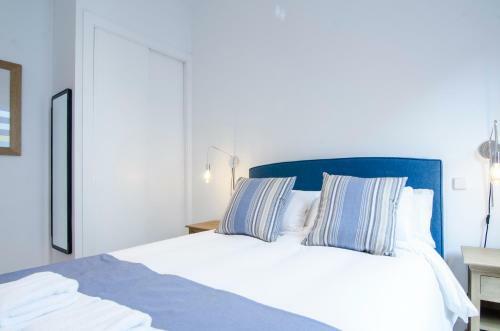 Apartamento Espoz Y Mina 20, 1� A