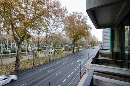 Apartment Paseo Del Prado 16-105