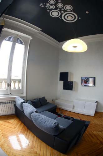 Apartamentos Apolo