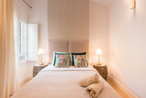 Apartamento Urbe10 Plaza de La Merced Duplex 3i
