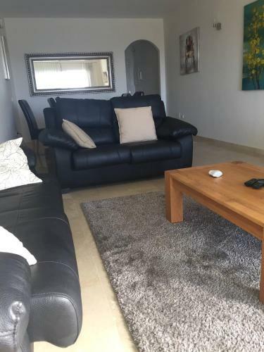 Sunny, Quiet And Spacious Apartment Nearby The Sea