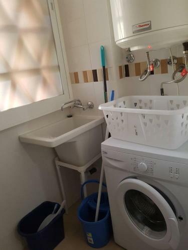 Sunny, Quiet And Spacious Apartment Nearby The Sea
