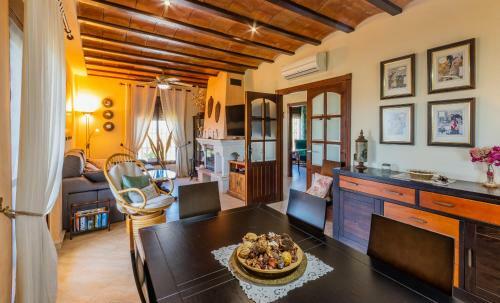 Cubo's Casa Mallorqu�n
