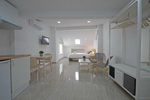 Apartamento Esparteros 6, Estudios