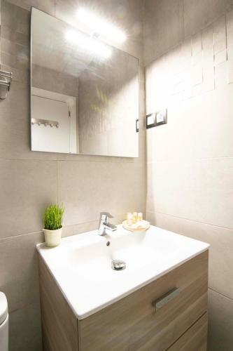 Apartamento Letmalaga Carlos Haya