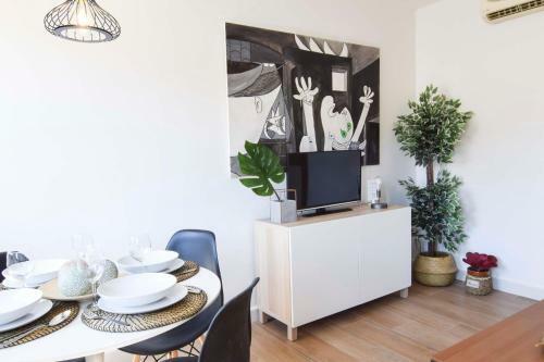 Apartamento Letmalaga Merced Market
