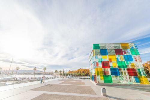 Apartamento Cubo's Malaga Suite Los Tilos