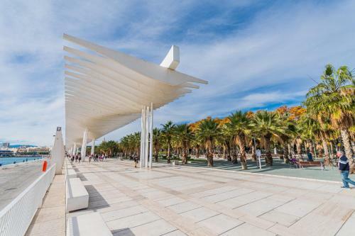 Apartamento Cubo's Malaga Suite Los Tilos