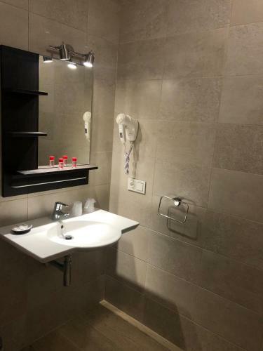 Hostal Pinar Malaga Rooms
