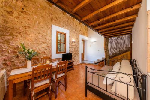 Apartamento Ullastre de Sa Gruta Vella