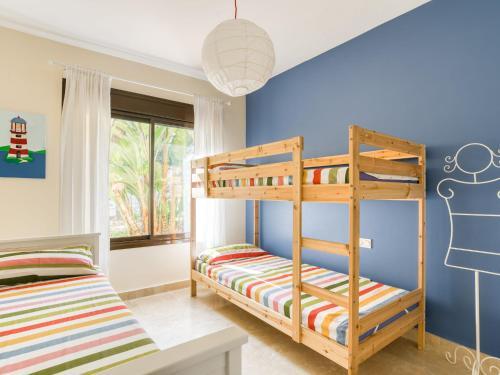 Comfortable Apartment In Manilva With Swimming Pool