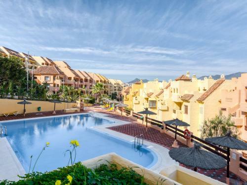 Comfortable Apartment In Manilva With Swimming Pool
