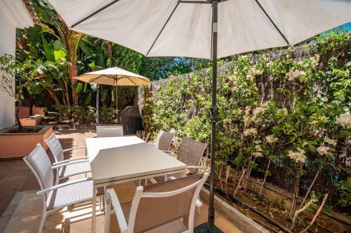 Luxury Beachside Villa In Los Monteros