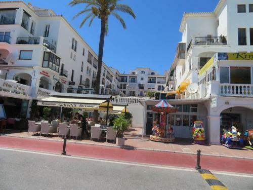 2-bed Apartment In A Superb Location With Pool