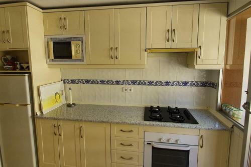 Parque de Marbella. Magn�fico Apartamento Para 6 Personas