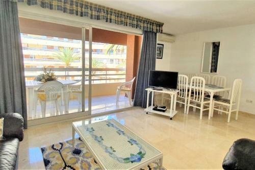 Parque de Marbella. Magn�fico Apartamento Para 6 Personas
