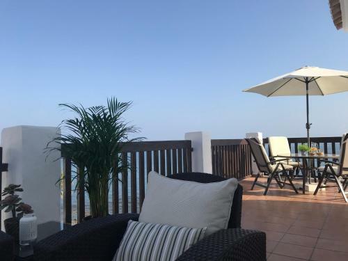 Apartamento 21052 - Heavenly Views From Frontline Penthouse