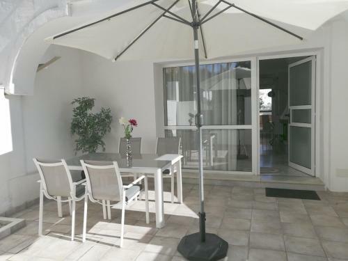 Casa Romero - Beautiful Villa, Corner By Pools, Full Kitchen, 3 Terraces, Internet, Netflix