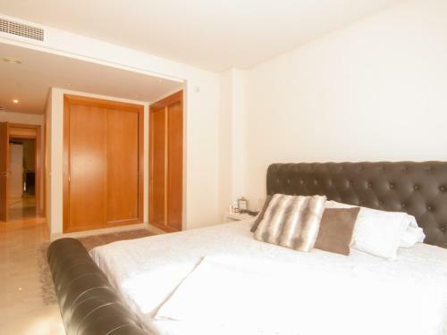 Apartamento de 2 Dormitorios En Las Mimosas