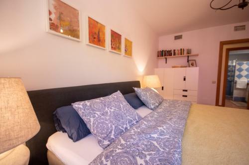 Charming Villa In Costabella At The Beach