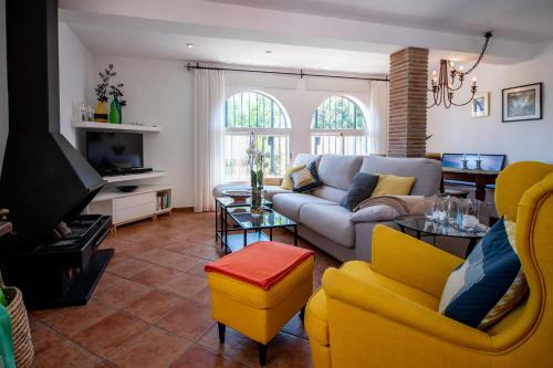 Charming Villa In Costabella At The Beach