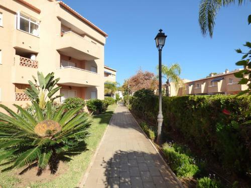 La Reserva de Alvarito Apartment - Eaw Homes