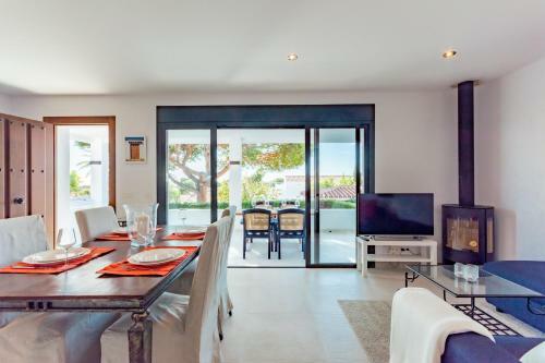 Cozy Holiday Home In The Beach