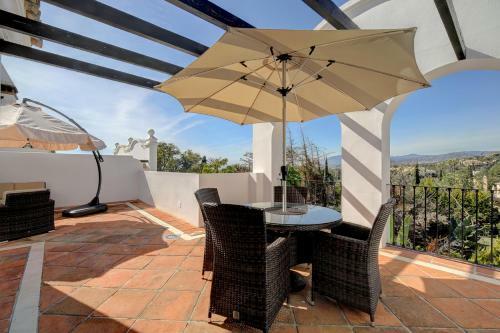 Modern Two Bedroom Duplex Pent House Apartment In Sierra Blanca