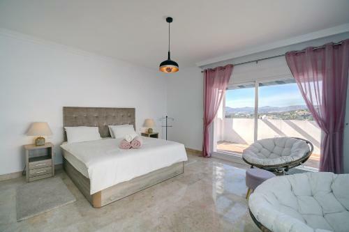 Modern Two Bedroom Duplex Pent House Apartment In Sierra Blanca