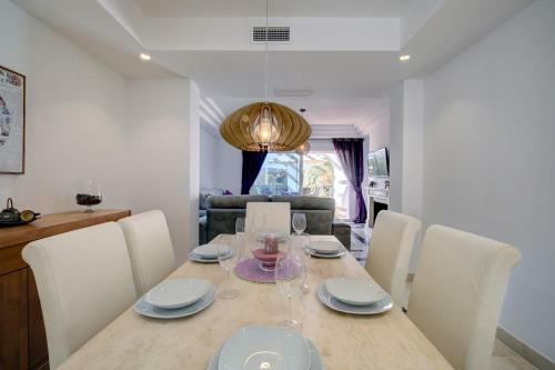 Modern Two Bedroom Duplex Pent House Apartment In Sierra Blanca