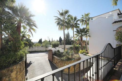Modern Two Bedroom Duplex Pent House Apartment In Sierra Blanca