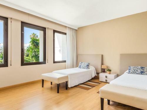 Luxury Villa 2 Puerto Banus
