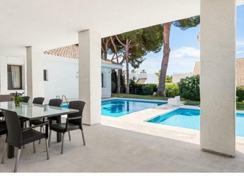 Villas Puerto Banus Marbella IV