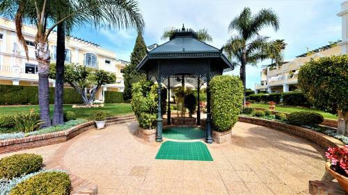 Aloha Gardens - Beautiful Apartment
