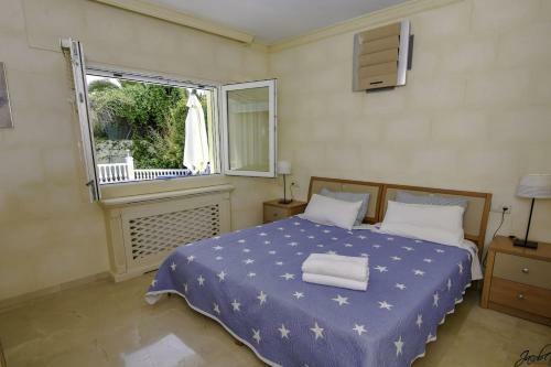 20001 - Exquisite Villa 50m To Beach