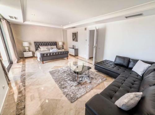 Puerto Ban�s Beach Apartments