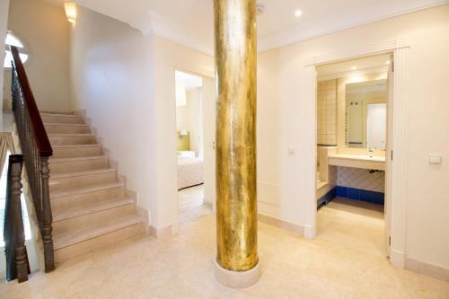 Villa Mare, Puerto Banus - R9965