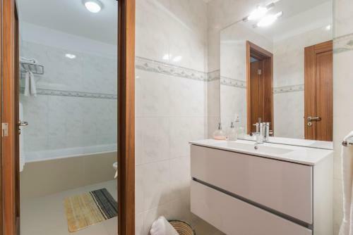 Apartamentos Varandas Da Achada