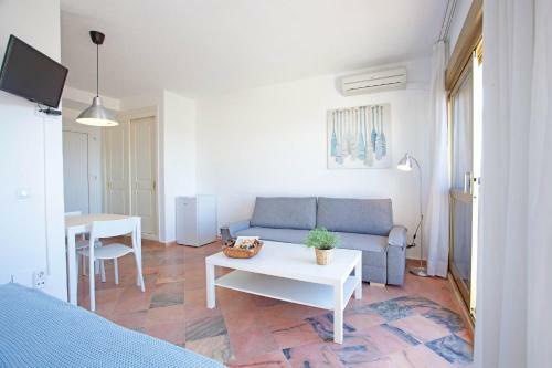 Apartamento Romana Playa Studio With Sea View
