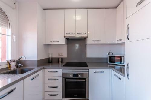 Apartamento First Line Beach Penthouse With Sea Views, Costabella, Marbella
