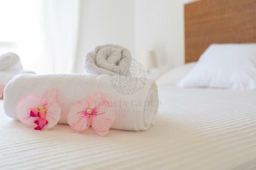 Aloha Puerto Ban�s Beach Apartment