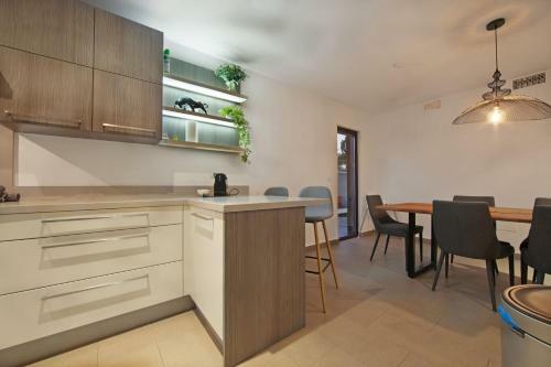 Modern Villa Close To Costabella Beach